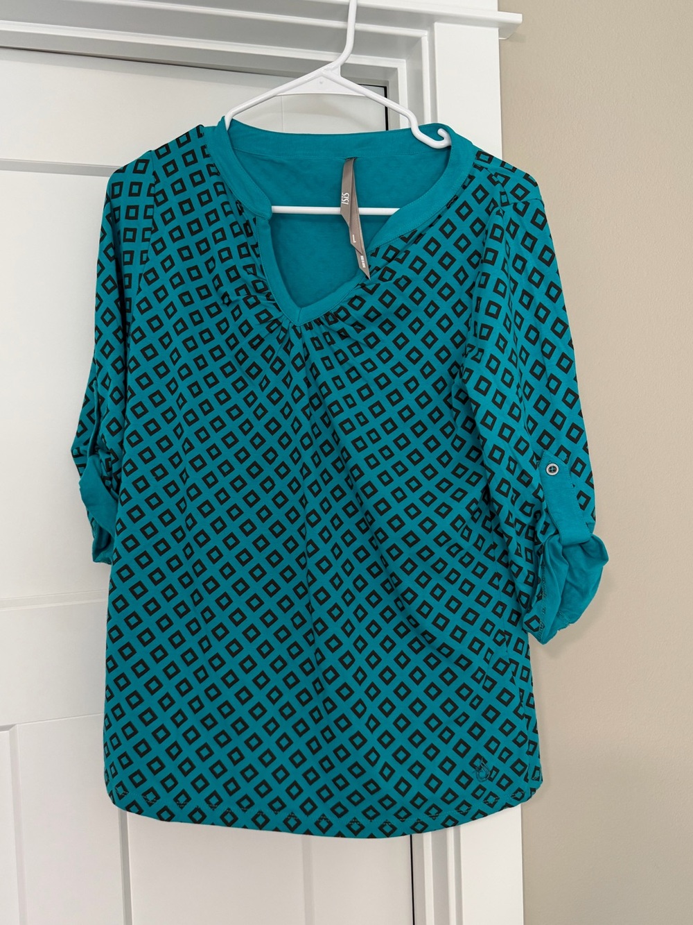 Isis Teal & Black Geometric V-Neck Roll-Sleeve Tunic